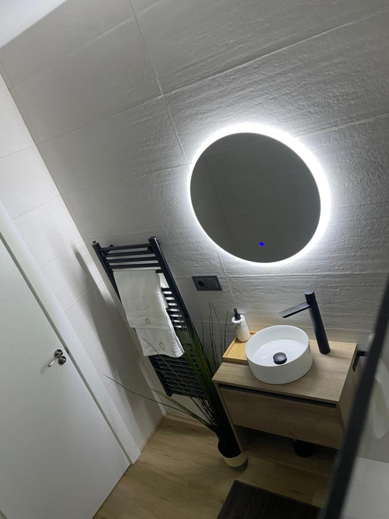 Bulevar Suite Nava de la Asuncion Exteriör bild