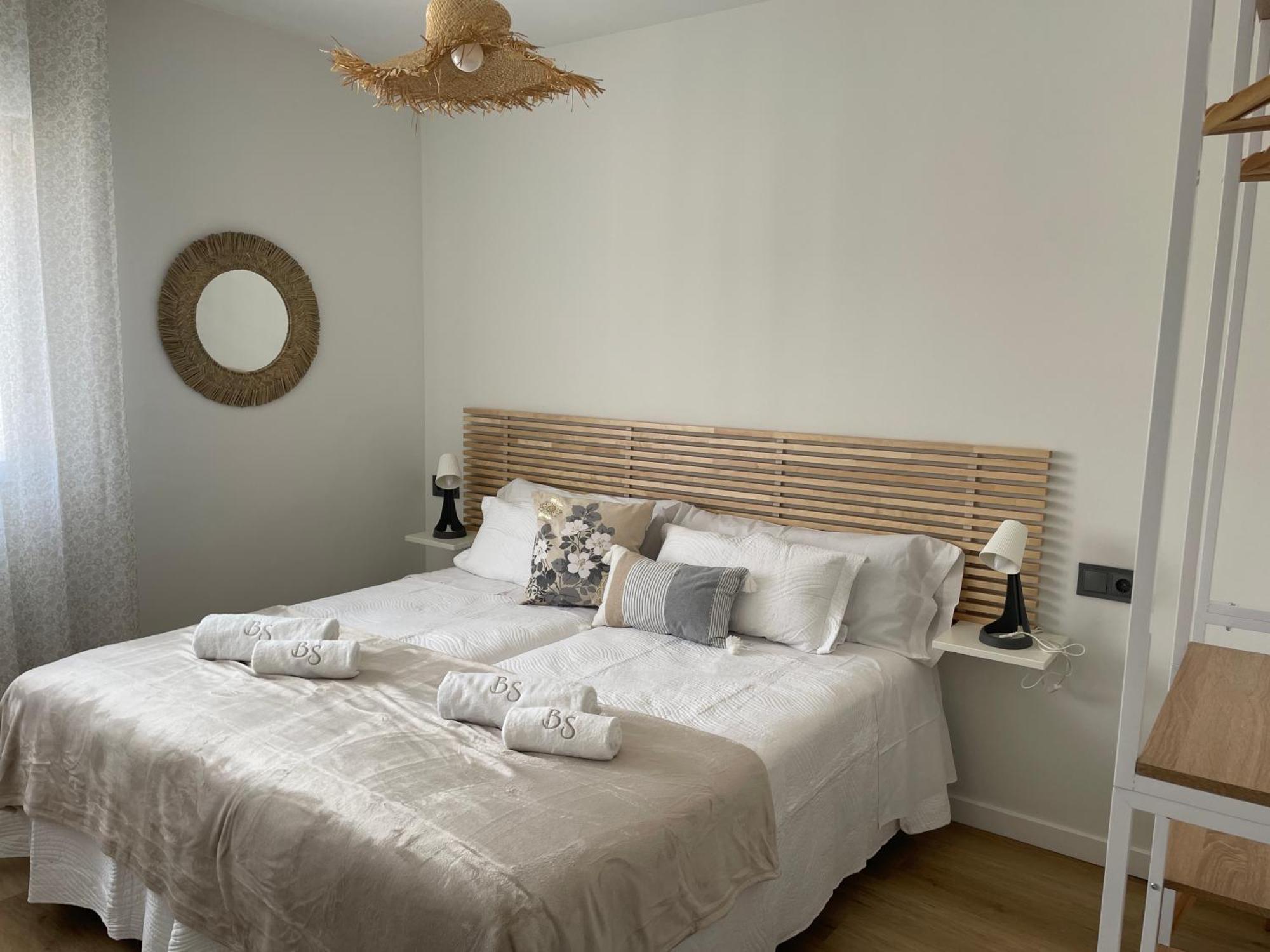 Bulevar Suite Nava de la Asuncion Exteriör bild